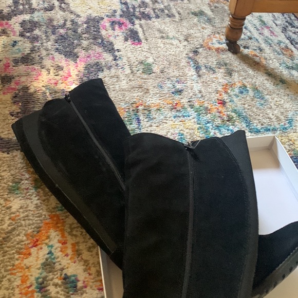 Biotime Ariana Weatherproof Black Suede Boots with Zipper - Picture 5 of 8